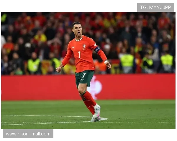 比利亚称西班牙队年龄结构理想盛赞亚马尔或将改写个人进球纪录