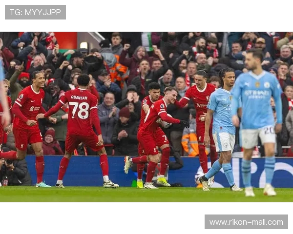 利物浦名宿两个儿子同日亮相曼城一线队谱写新篇章