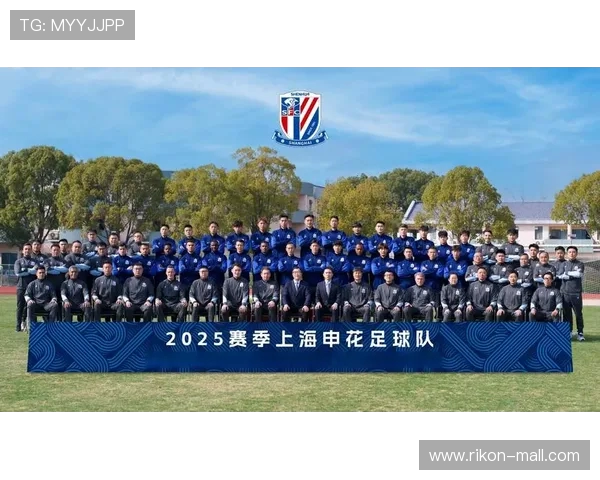 申花队昨晚返回上海 开启五天假期进行全面休整 申花队昨晚返回上海 开启五天假期进行全面休整